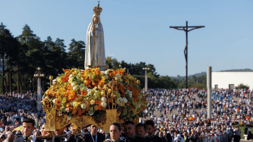 Nossa Senhora de Fátima, Peregrinos